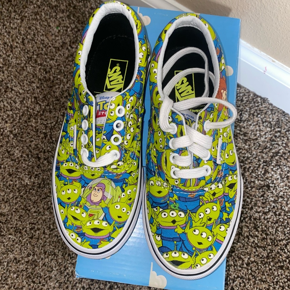 New Vans Disney Toy Story Aliens Sneakers size 1